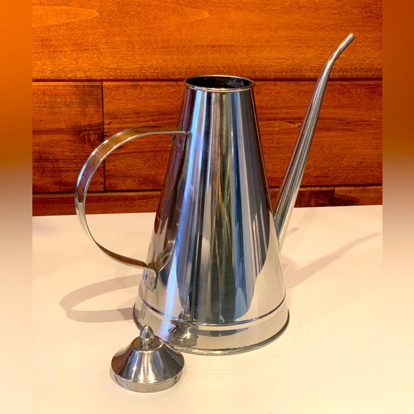 Vintage metal teapot - Picture 2 of 4